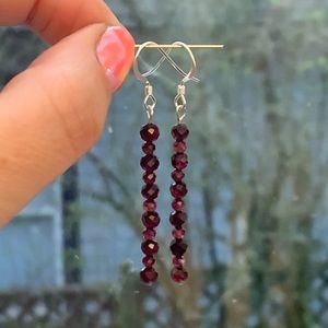 Sterling Sliver Garnet earrings. ♥️🌹🥀🍓🍒